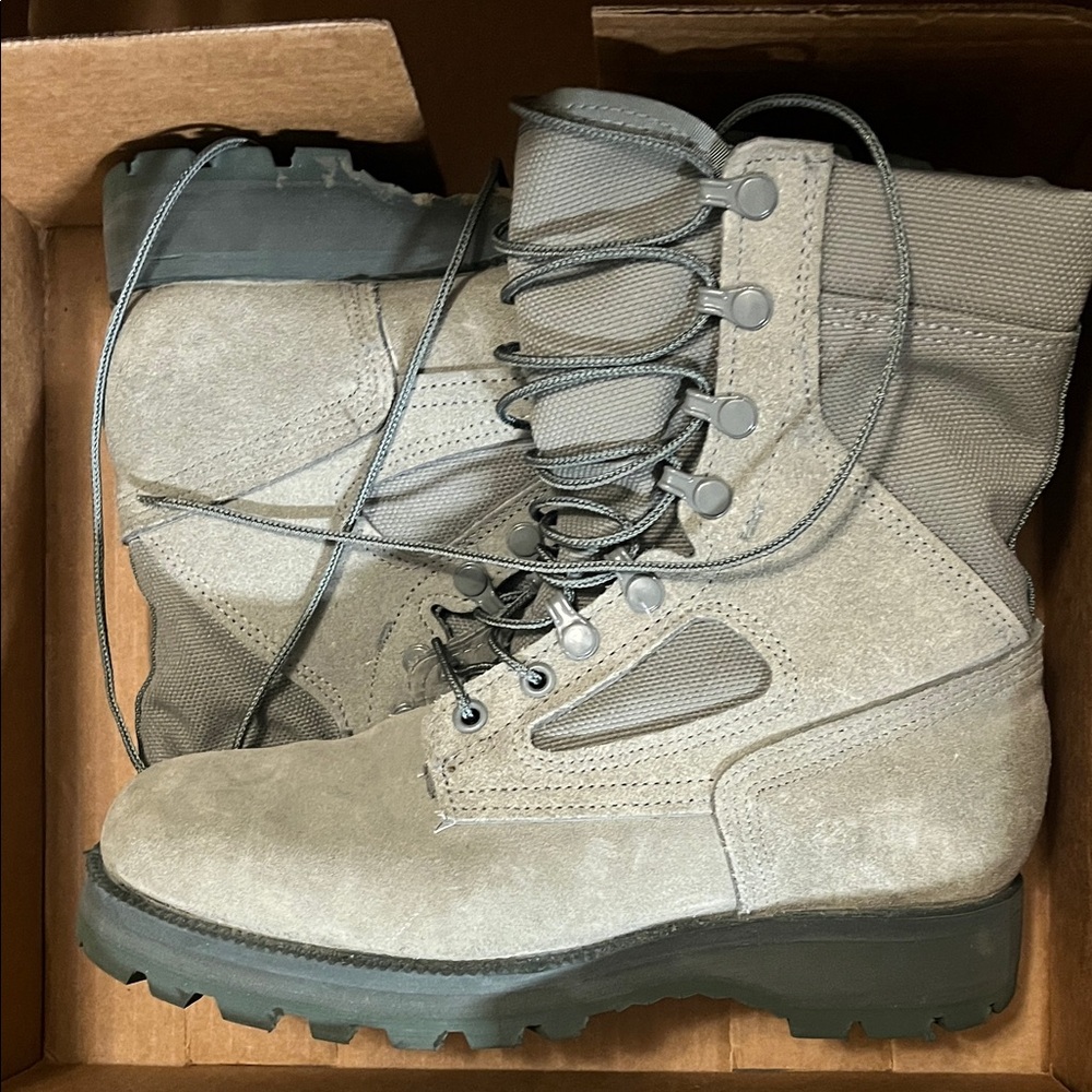 Women’s Tactical Boots